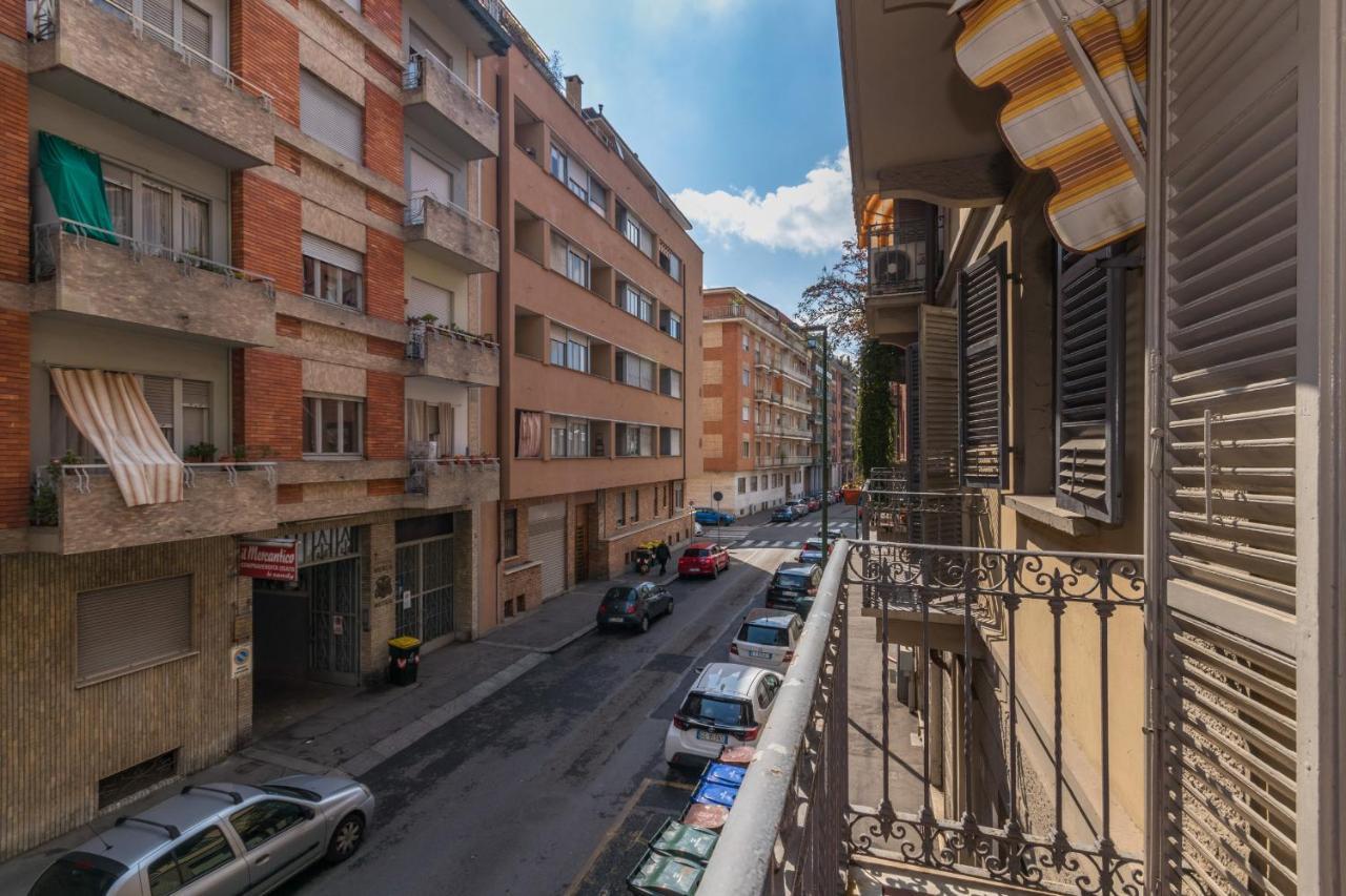 Appartamento In Piazza Adriano In Zona Cenisia Torino Dış mekan fotoğraf